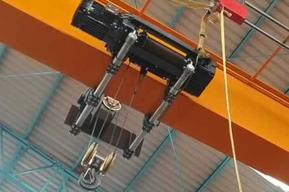 Fabricación de grúas viajeras